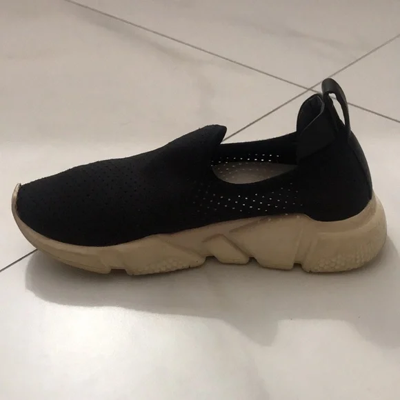 Balenciaga Womens Black Running Shoes EU Size 35 - Picture 4 of 8